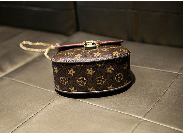 Louis Vuitton Classic Leather Potable Red Bag - Obeezi.com