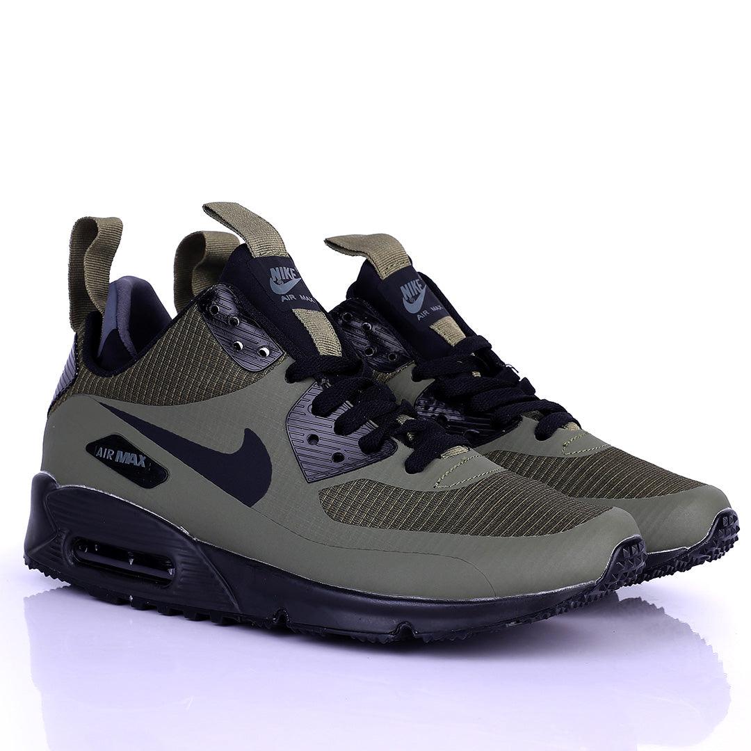 NK Max Zoom Green With Classic Black Design Sneakers - Obeezi.com