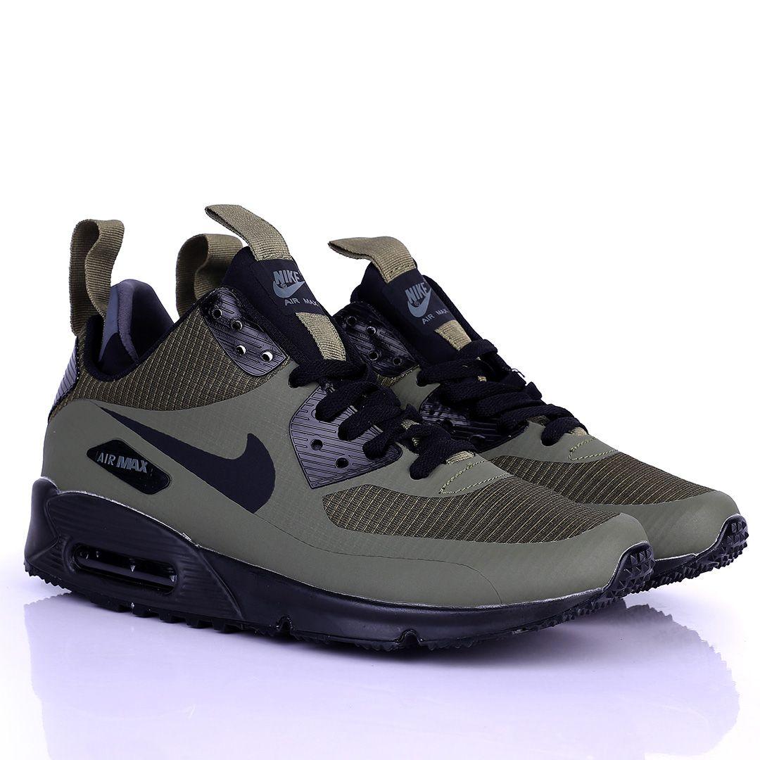 NK Max Zoom Green With Classic Black Design Sneakers - Obeezi.com