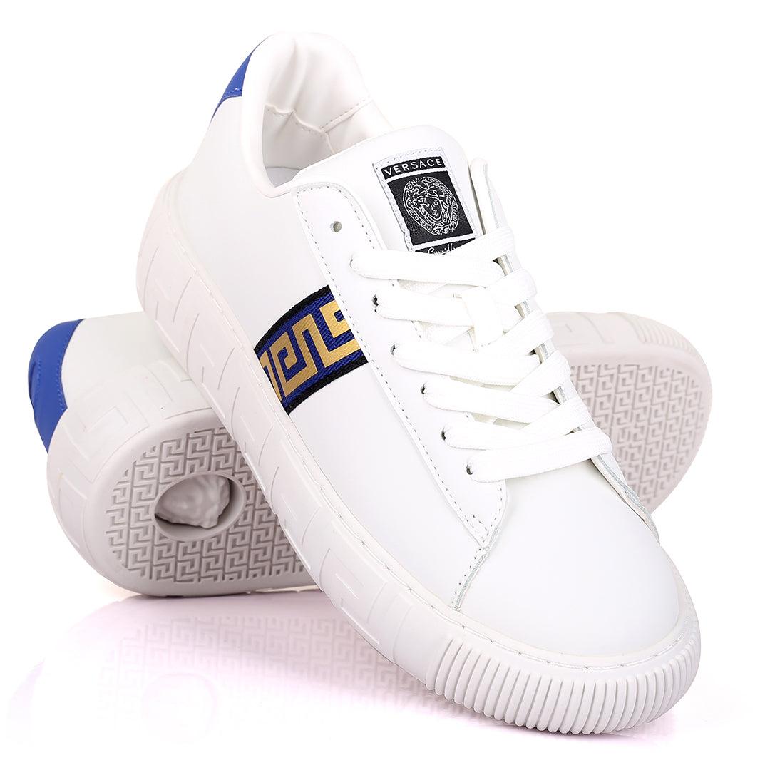 Vers Lace Up And Medusa Logo Designed Sneaker - White - Obeezi.com